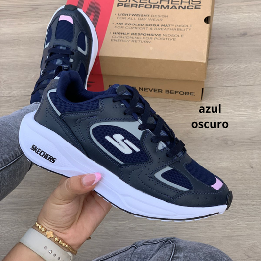 SKECHERS